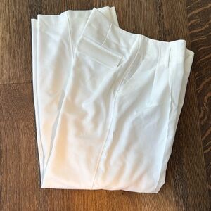 Zara NWT white pleated trousers